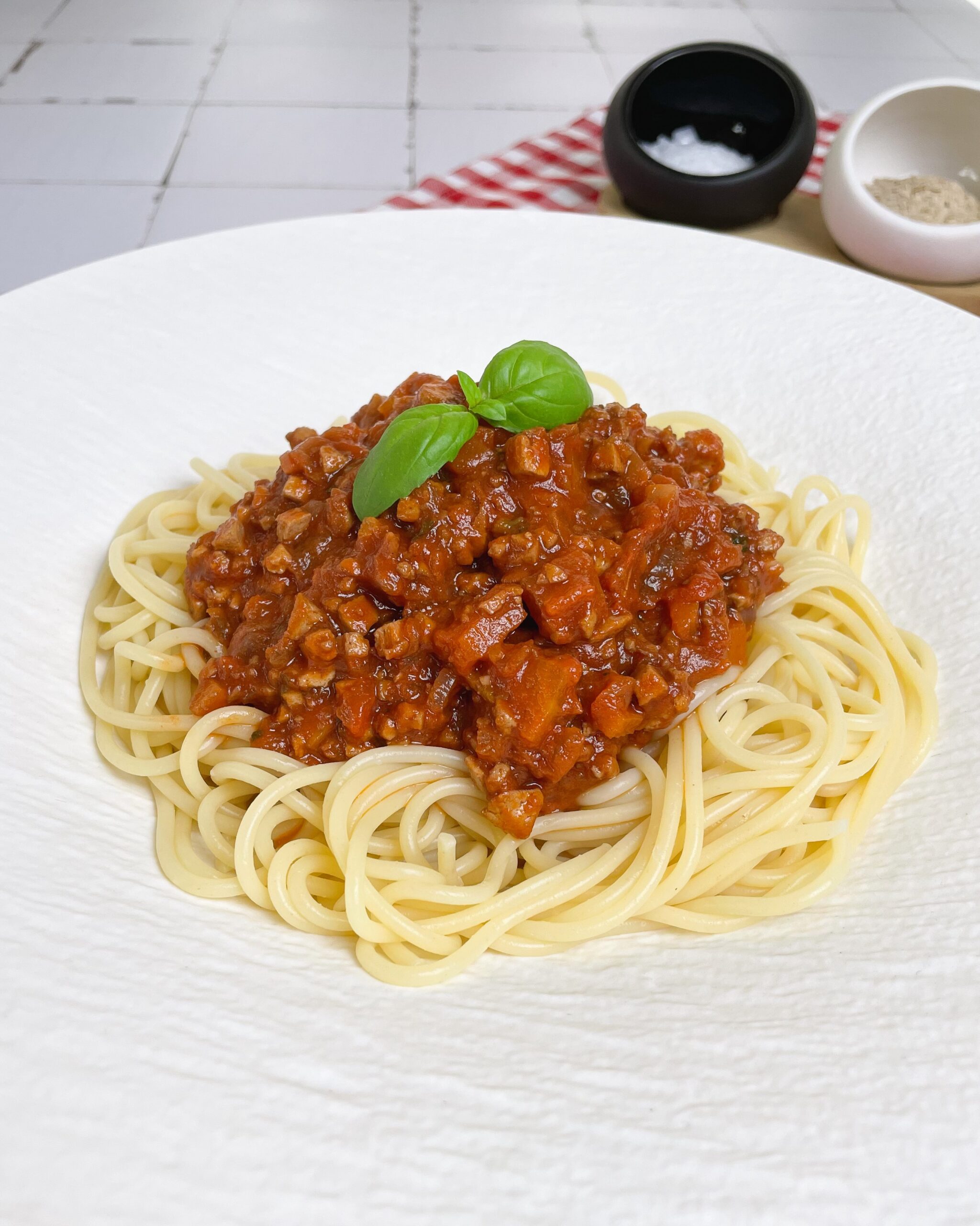 easy-vegan-spaghetti-bolognese