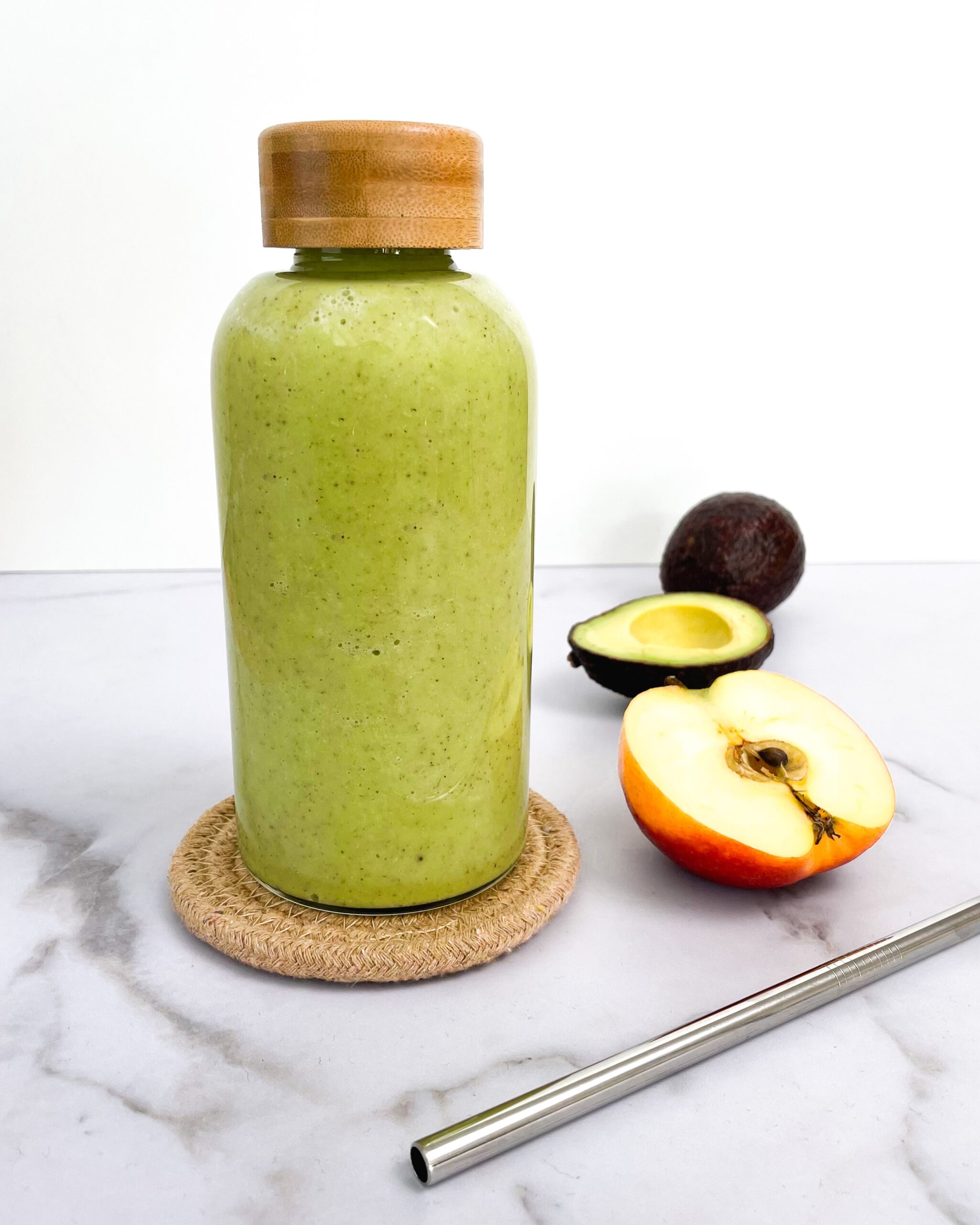 green-healthy-breakfast-smoothie