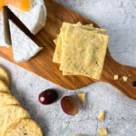 Best Crackers for (vegan) Cheese and Wine